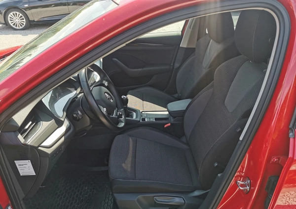 Skoda Octavia cena 89990 przebieg: 61200, rok produkcji 2021 z Grodzisk Mazowiecki małe 379